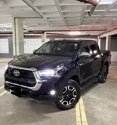 TOYOTA HILUX 2.8 SRV 4X4 CD 16V DIESEL 4P AUTOMÁTICO